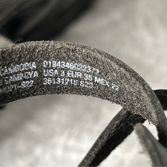 Wonder Nation Gladiator Sandals Girl’s Size 3 Black Strappy Open Toe Shoes - Picture 9 of 9